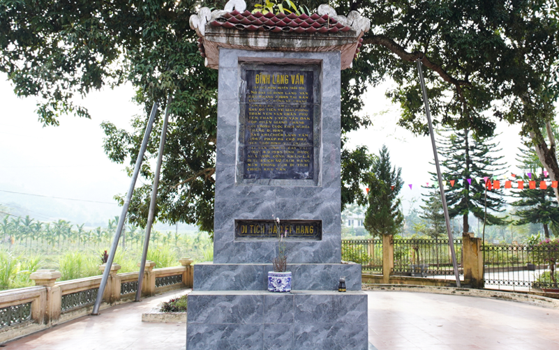 Chiến Khu Vần